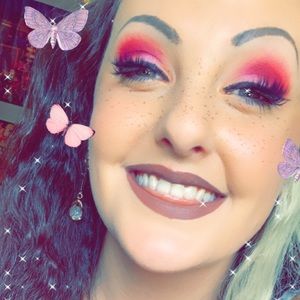 Meet your Posher, Kelly